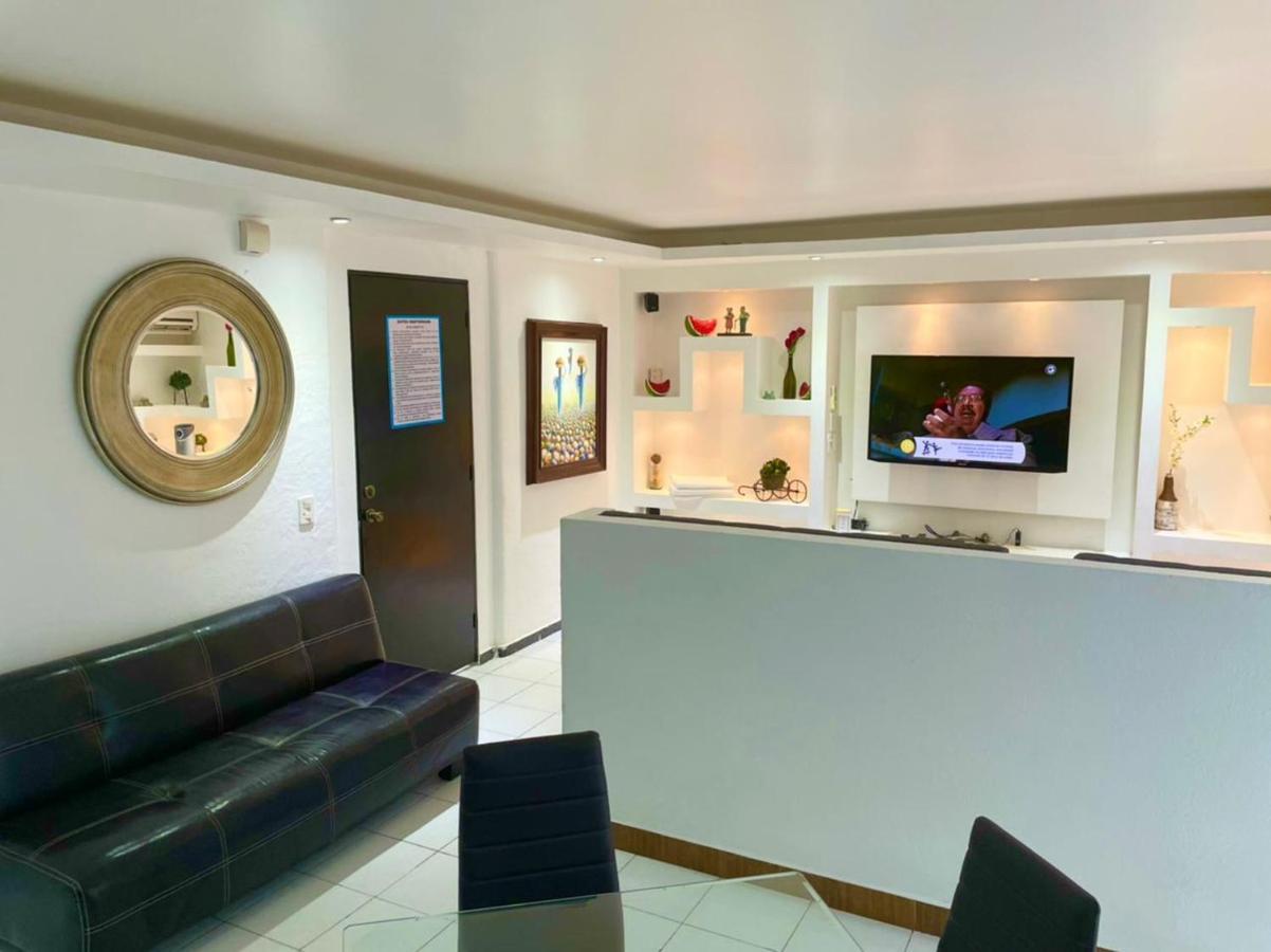 Sky Inn Acapulco Y Condominio Mediterrane Ngoại thất bức ảnh