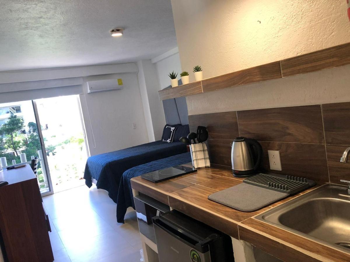 Sky Inn Acapulco Y Condominio Mediterrane Ngoại thất bức ảnh