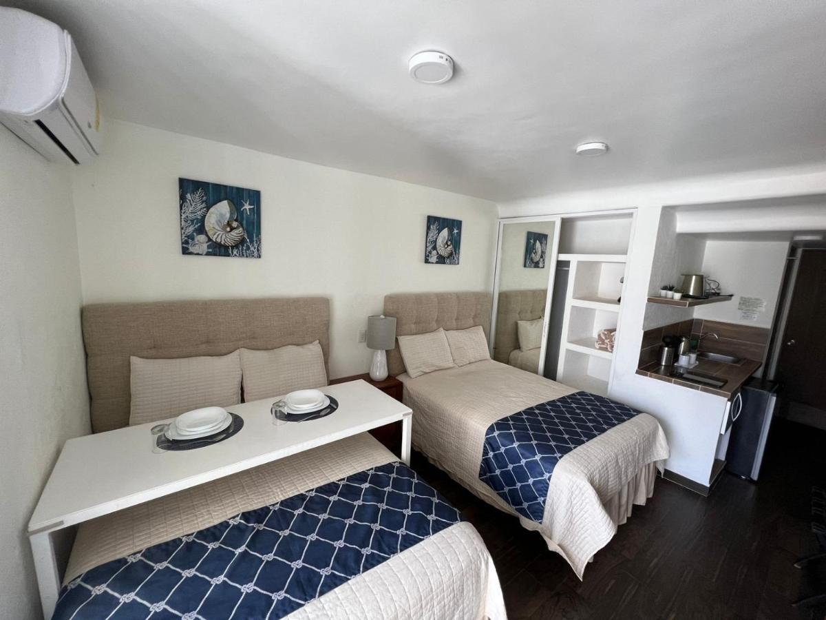 Sky Inn Acapulco Y Condominio Mediterrane Ngoại thất bức ảnh